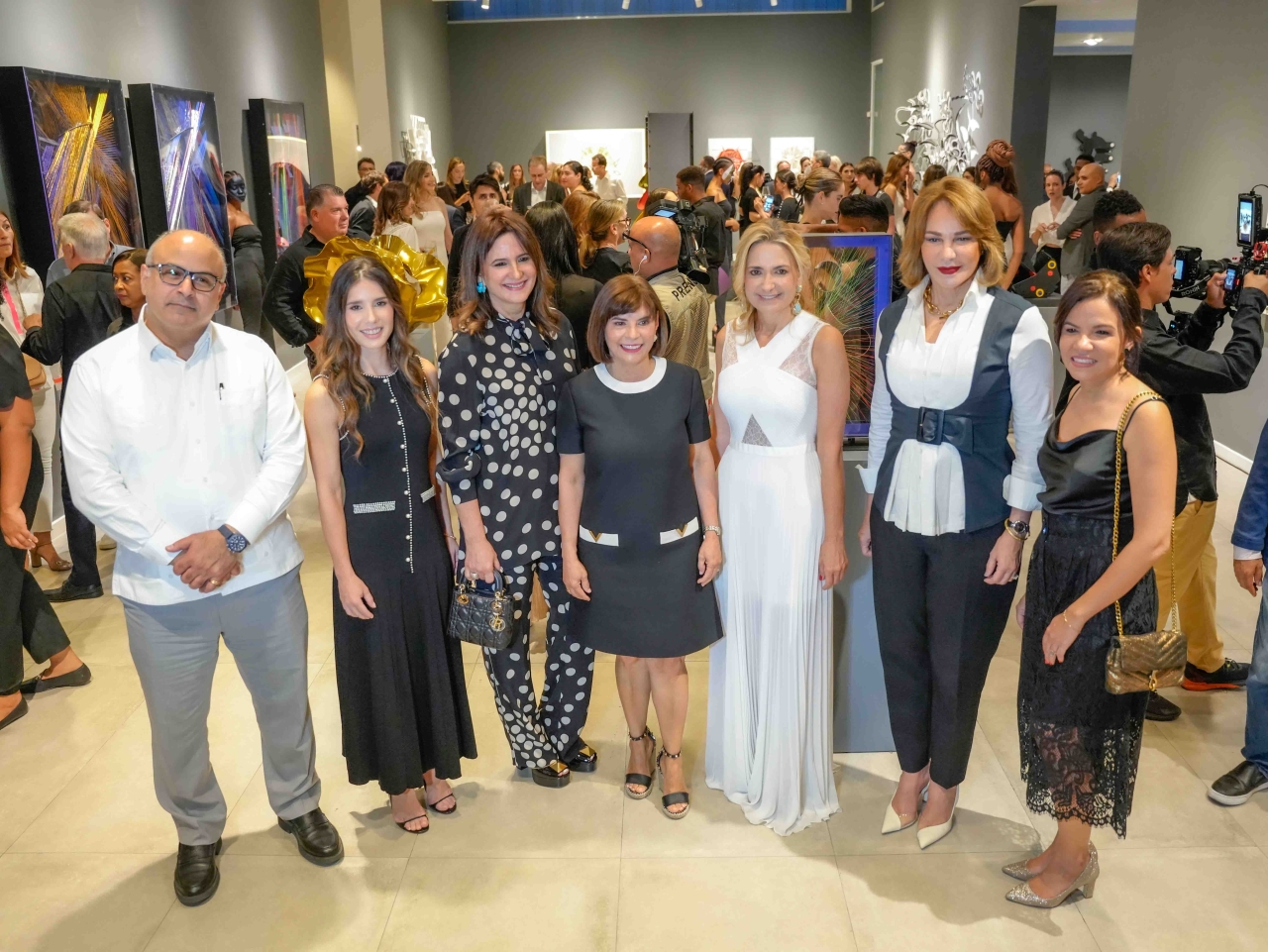 Ministra Germán participa en la inauguración de la exposición ‘Entre movimientos’, en el marco de FIACI 2024